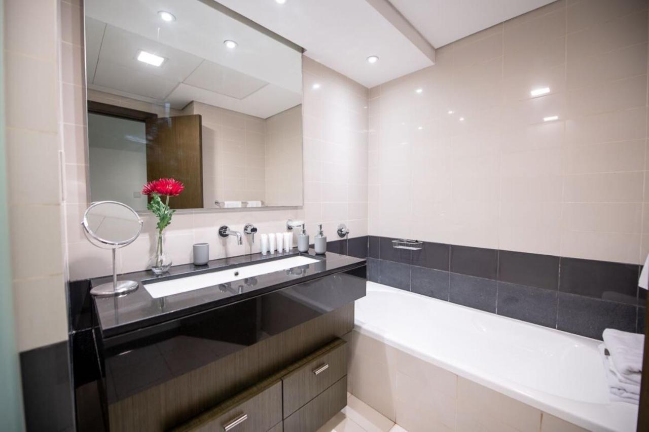 Oskena Vacation Homes -The Lofts Boulevard Downtown Dubai Esterno foto